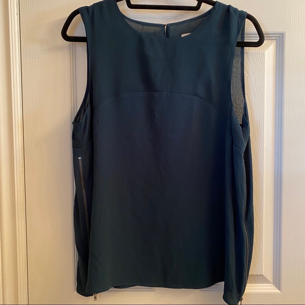 Rachel Roy green sleeveless blouse with zippers